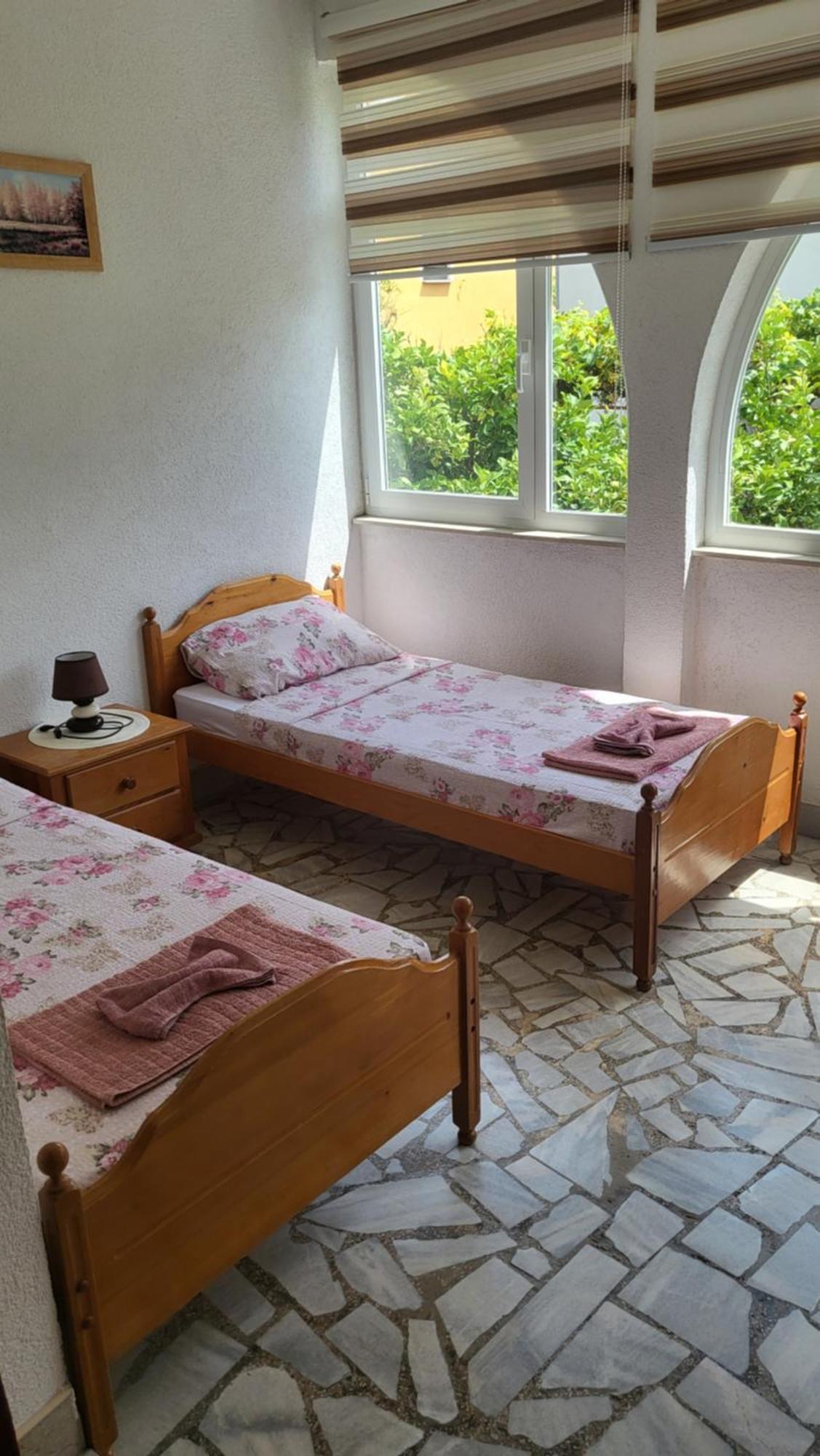 Apartments Alma Orebić Chambre photo