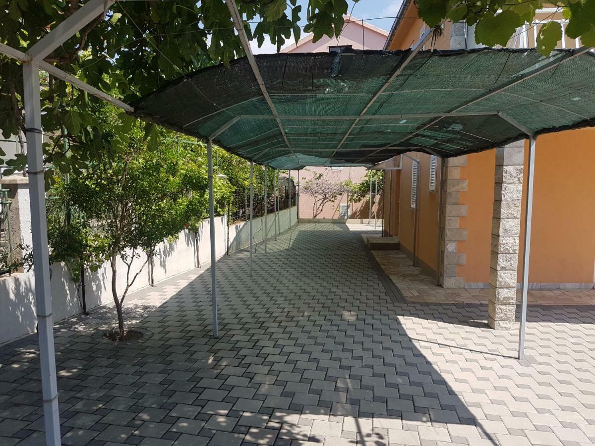 Apartments Alma Orebić Extérieur photo